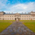 Integrating Classic British Architecture with Feng Shui Living Room Design
