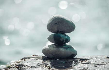 The Role of Nature: Comparing Feng Shui Element Theory and English Garden Superstitions