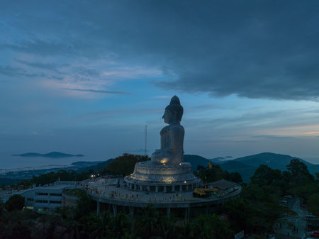 Channelling Divine Energy: How Church Architecture Reflects Ancient Concepts of Flow