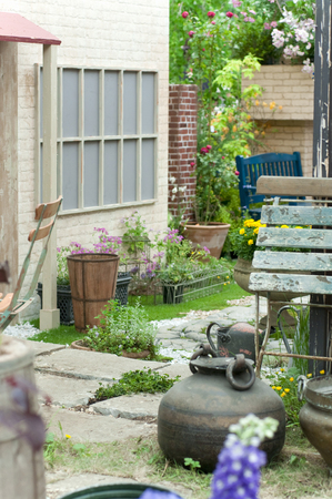 The Essence of Garden Feng Shui: Harmonising British Outdoor Spaces