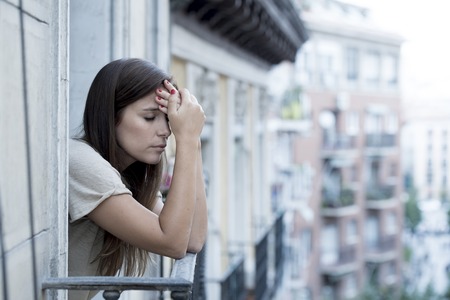 Feng Shui Principles in British Homes: Enhancing Psychological Resilience